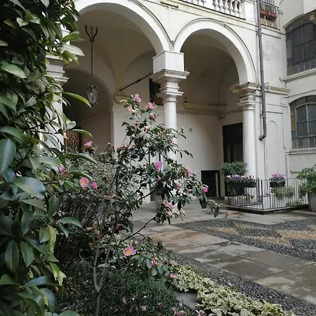 Palazzo Nomis Di Pollone Apartment